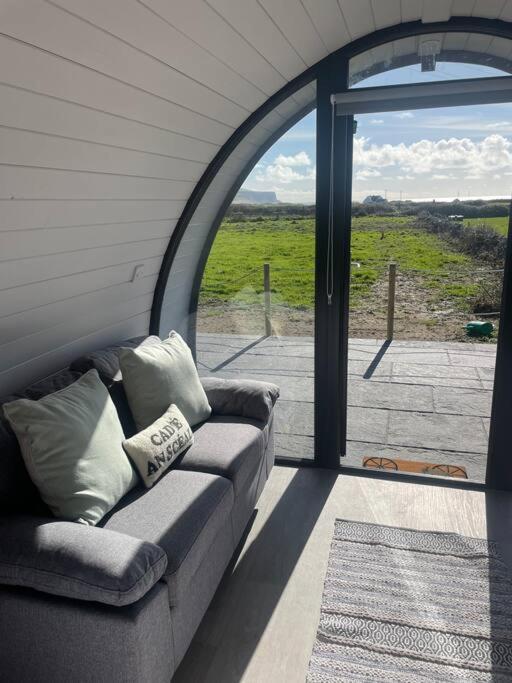 Gaoth Na Mara Pod Lägenhet Doolin Exteriör bild